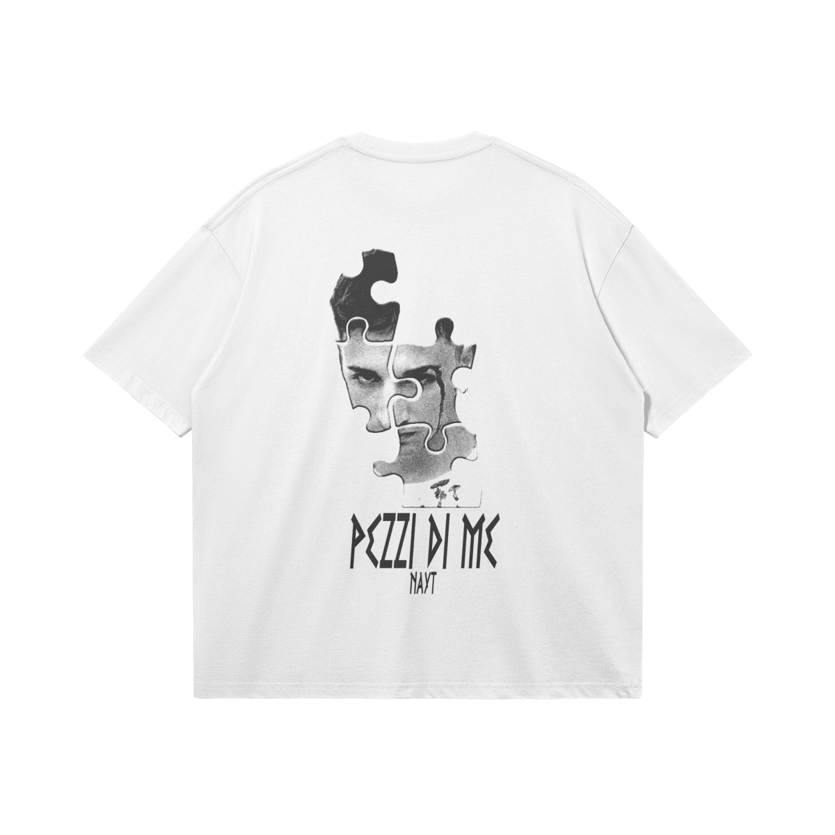 NAYT "pezzi di me" graphic tee